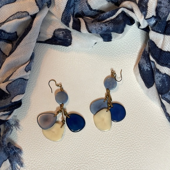 Beautiful Earrings Tagua by Soraya Cedeno - Picture 6 of 8